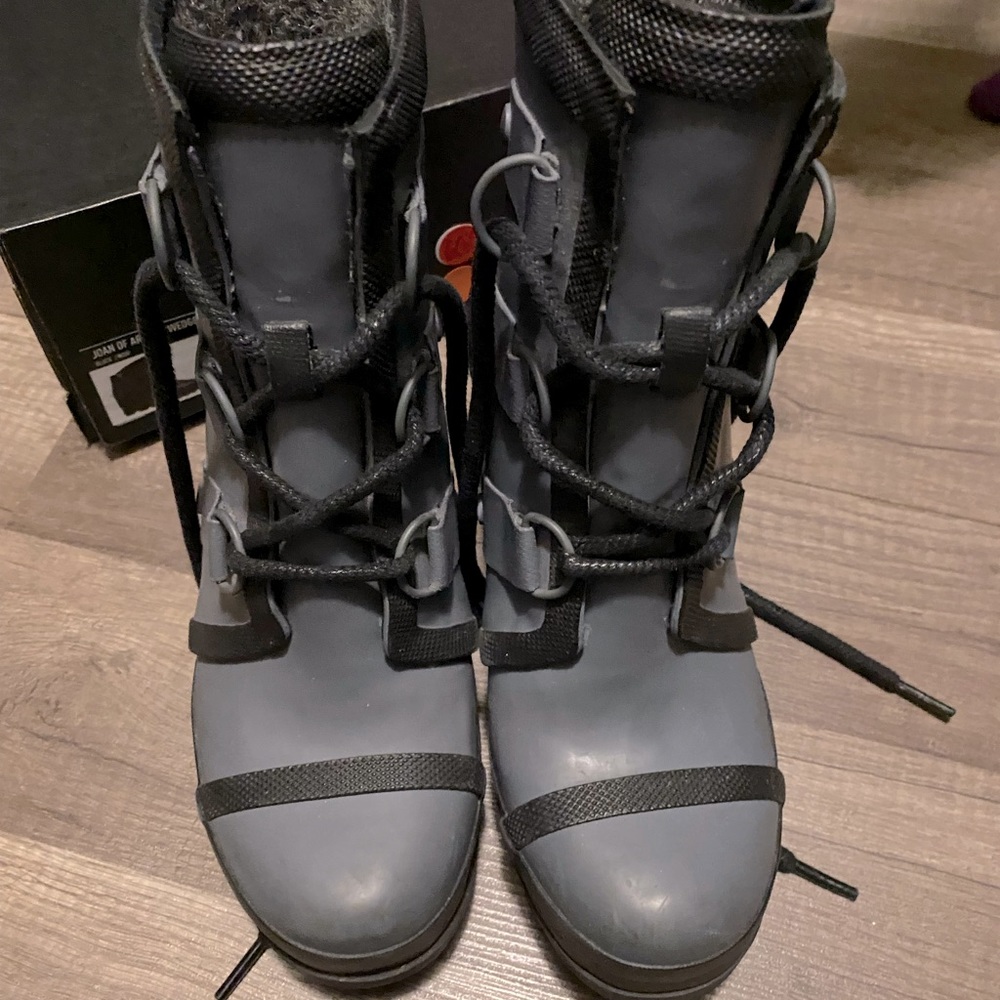 Sorel rain/snow boots - black and grayish blue